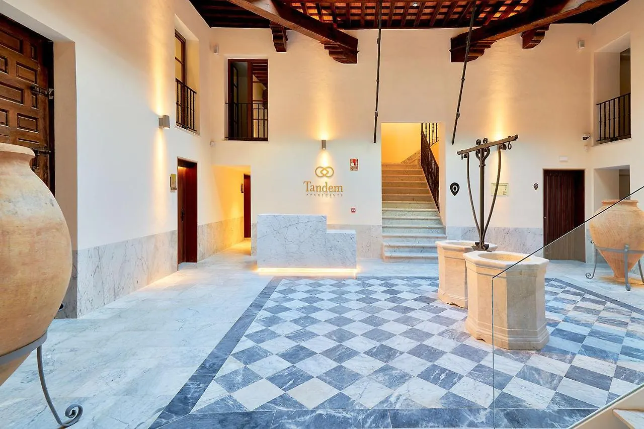 Tandem Torres De Cadiz Suites 0*,